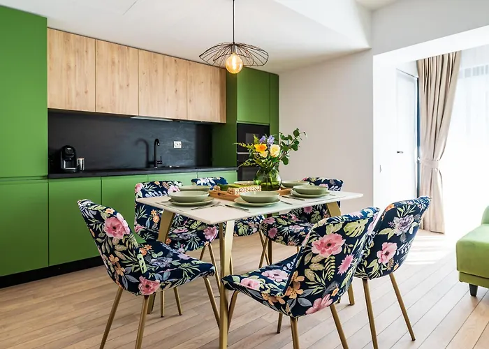 - High-end With Private Parking - By Solinis Homes * Bucarest