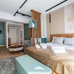 Apartman - High-end With Private Parking - By Solinis Homes Bukarest