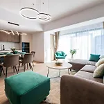 - High-end With Private Parking - By Solinis Homes Apartment Bucharest