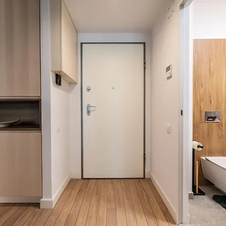 Apartment - High-end - By Solinis Homes
