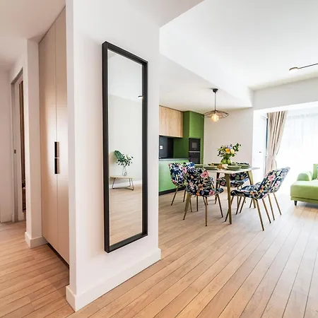 - High-end - By Solinis Homes Apartment