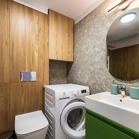 - High-end - By Solinis Homes *