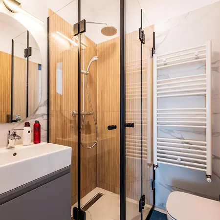 Apartment - High-end - By Solinis Homes *