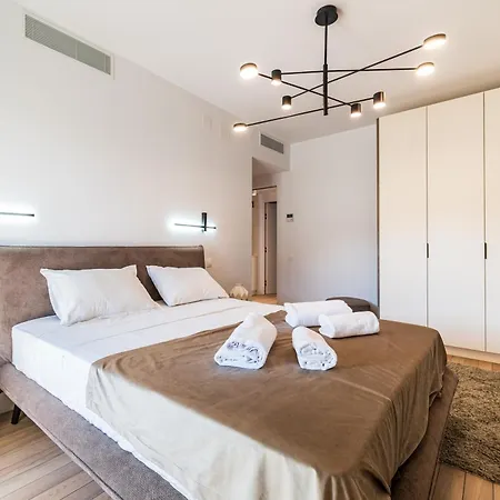 - High-end - By Solinis Homes