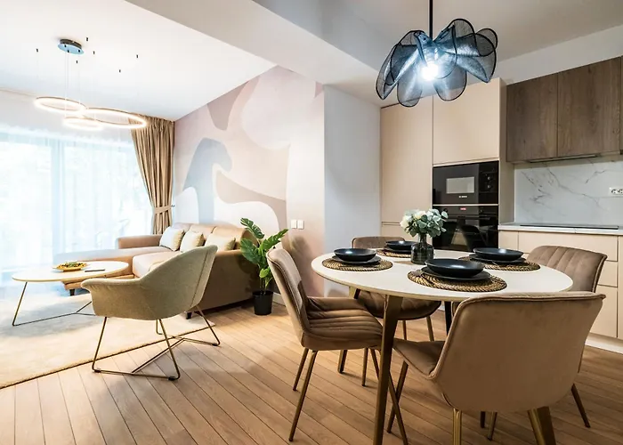 Apartment - High-end With Private Parking - By Solinis Homes Bukarest