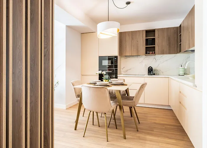 - High-end With Private Parking - By Solinis Homes Apartment Bucharest