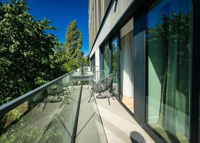 Apartment - High-end With Private Parking - By Solinis Homes Bukarest