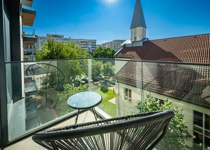 - High-end With Private Parking - By Solinis Homes Apartment