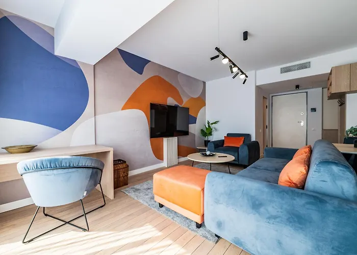 Apartment - High-end With Private Parking - By Solinis Homes Bucharest