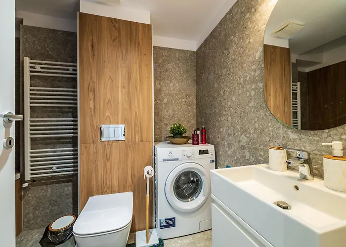 - High-end With Private Parking - By Solinis Homes * Bucharest