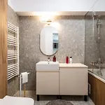 - High-end With Private Parking - By Solinis Homes *