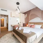 Apartmán - High-end With Private Parking - By Solinis Homes Bukurešť