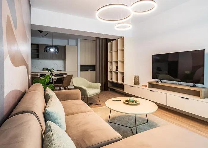 - High-end With Private Parking - By Solinis Homes Apartament