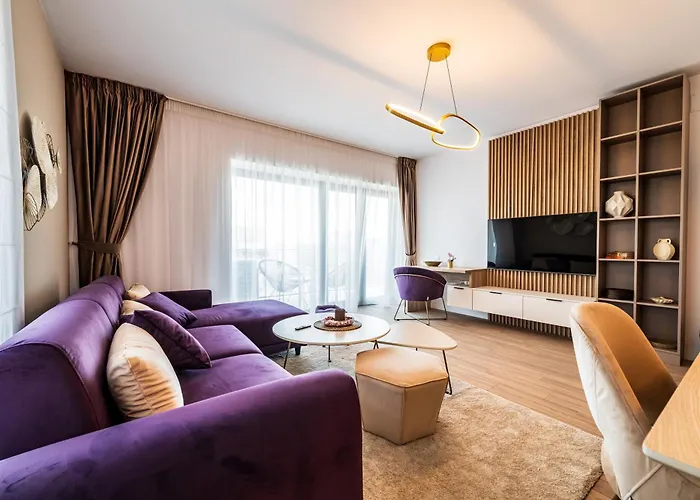 公寓 - High-end With Private Parking - By Solinis Homes