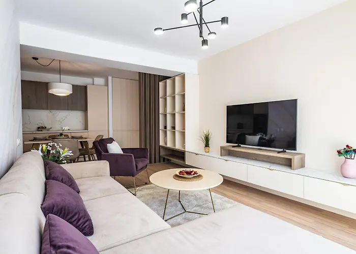 - High-end With Private Parking - By Solinis Homes 布加勒斯特