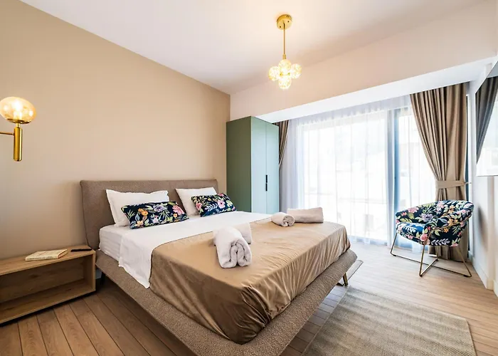 - High-end With Private Parking - By Solinis Homes 布加勒斯特