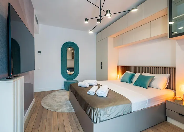- High-end With Private Parking - By Solinis Homes 布加勒斯特