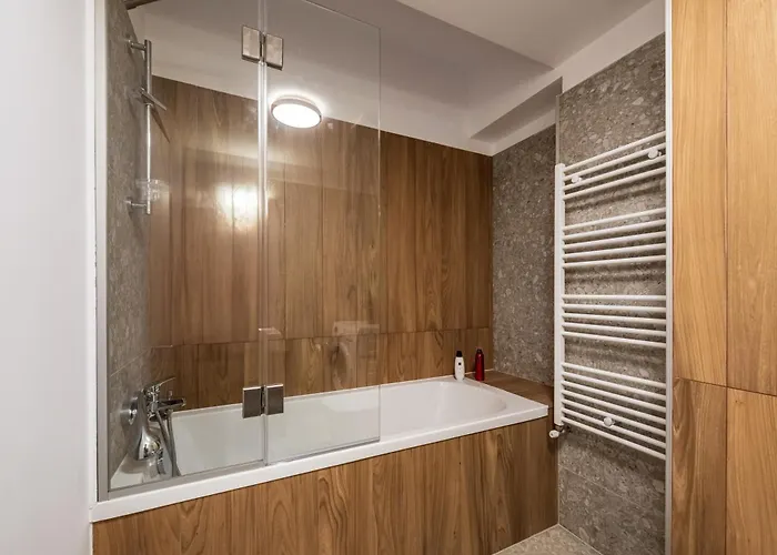 - High-end With Private Parking - By Solinis Homes 公寓 布加勒斯特