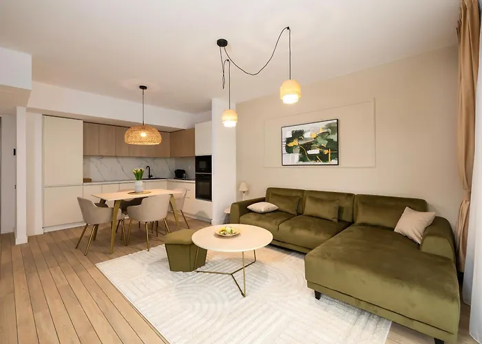- High-end With Private Parking - By Solinis Homes 公寓 *